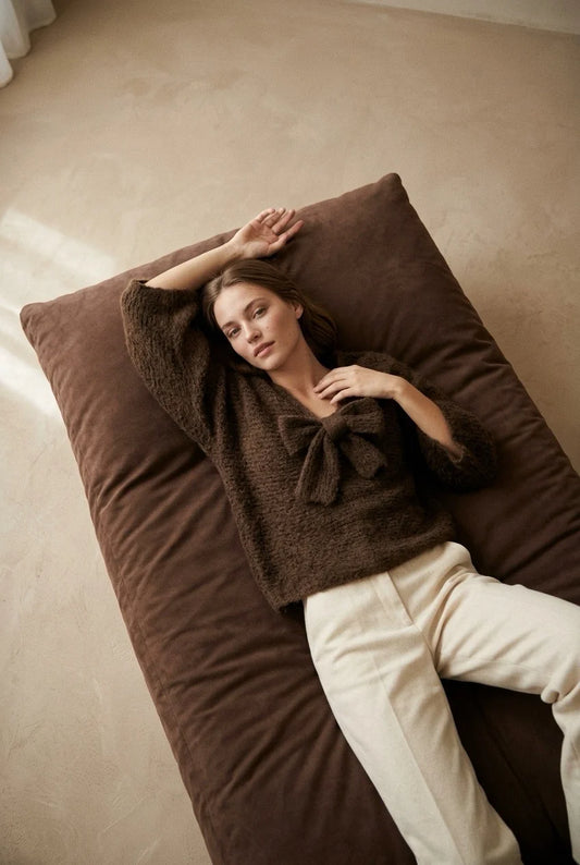 LUMI - CHUNKY KNIT SWEATER W BOW - BROWN