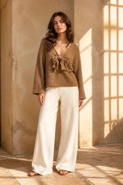 LUMI - CHUNKY KNIT SWEATER W BOW - LIGHT BROWN